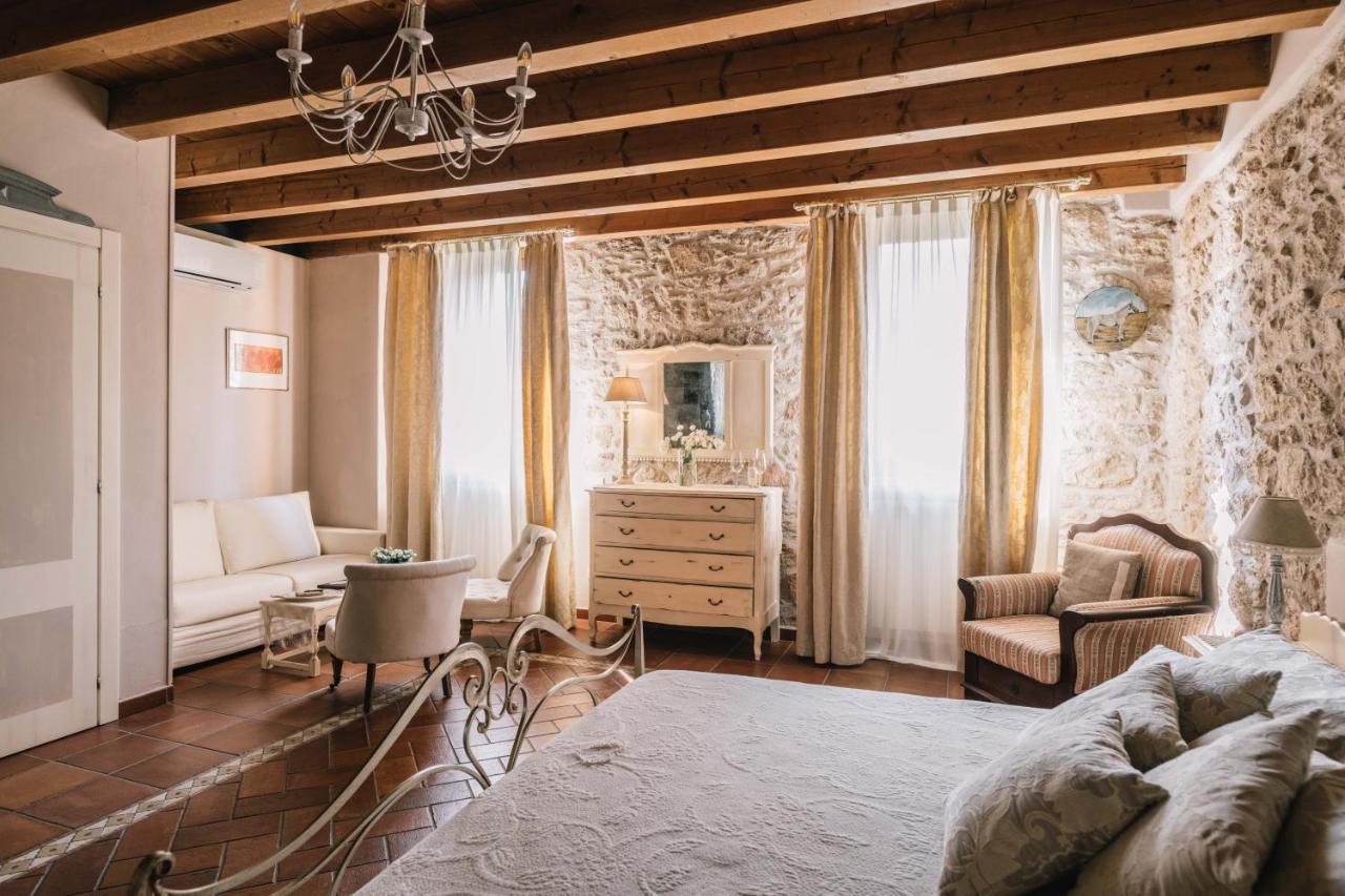 B&B - Relais De Charme La Caminella San Pietro in Cariano Eksteriør billede